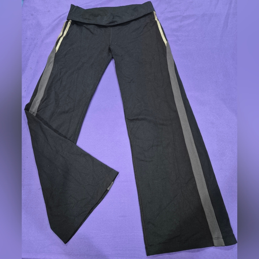 (PH8)Bebe Sport Logo Black/Dark Graphite/Taupe Foldover Pants - M/L (32" inseam)